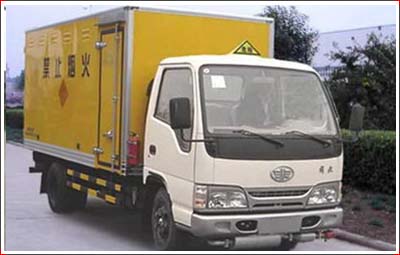 解放爆破器材運輸車圖片